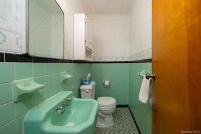 140 Cherrywood Drive, Fishkill, NY 12524 - Photo 16