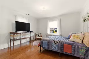 11 Oakland St, Huntington, NY 11743 - Photo 14