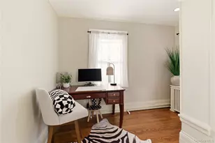11 Oakland St, Huntington, NY 11743 - Photo 12