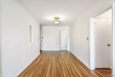 366 Stewart Avenue #C4, Garden City, NY 11530 - Photo 6