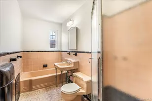 366 Stewart Ave, Garden City, NY 11530 - Photo 18