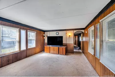 22 Buttercup Drive, Bohemia, NY 11716 - Photo 10