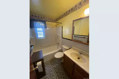 315 Manor Boulevard, Pearl River, NY 10965 - Photo 12
