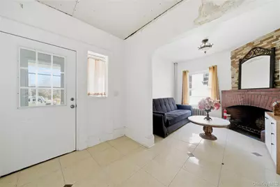 1046 Dickens Street, Far Rockaway, NY 11691 - Photo 6