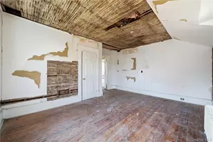 10-46 Dickens St, Far Rockaway, NY 11691 - Photo 22