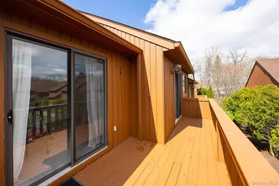 237 Panorama Court, Poughkeepsie, NY 12603 - Photo 18