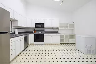 237 Panorama Ct, Poughkeepsie, NY 12603 - Photo 8