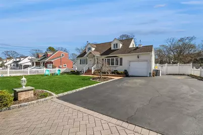 59 Center Street, Ronkonkoma, NY 11779 - Photo 28