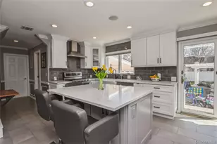 59 Center St, Ronkonkoma, NY 11779 - Photo 8