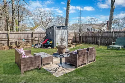 73 Wendy Drive, Farmingville, NY 11738 - Photo 16