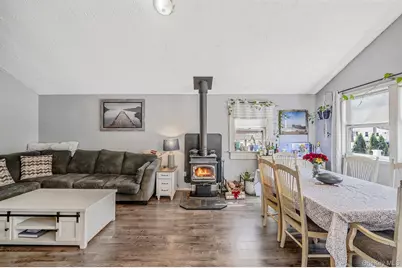 73 Wendy Drive, Farmingville, NY 11738 - Photo 6