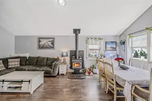 73 Wendy Dr, Farmingville, NY 11738 - Photo 6