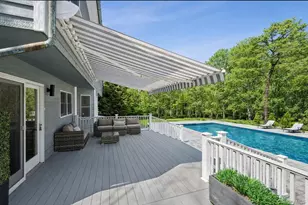 9 Red Creek Cir, Hampton Bays, NY 11946 - Photo 20
