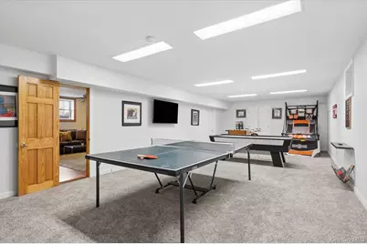 9 Red Creek Circle, Hampton Bays, NY 11946 - Photo 30