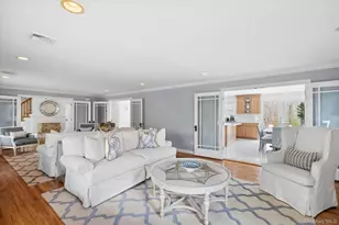 9 Red Creek Cir, Hampton Bays, NY 11946 - Photo 12