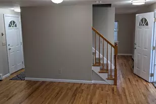 16 Nelson Ave, Hicksville, NY 11801 - Photo 2