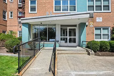 98 Dehaven Drive #2B, Yonkers, NY 10703 - Photo 1