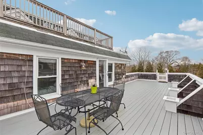 90 Main Street, Westhampton Beach, NY 11978 - Photo 12