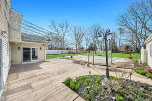 68 Hill Dr, Bohemia, NY 11716 - Photo 32