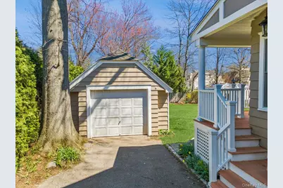 964 Highland Avenue, Pelham, NY 10803 - Photo 34