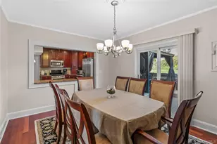 35 Lispenard Ave, New Rochelle, NY 10801 - Photo 8