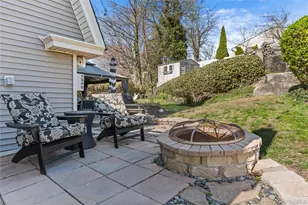 35 Lispenard Ave, New Rochelle, NY 10801 - Photo 30