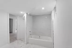 11 Aka 13 Lincoln Terrace, Yonkers, NY 10701 - Photo 32