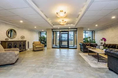 740 E Broadway #3E, Long Beach, NY 11561 - Photo 4