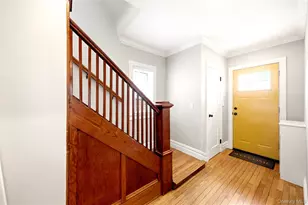 9 Harding Ave, Yonkers, NY 10704 - Photo 4