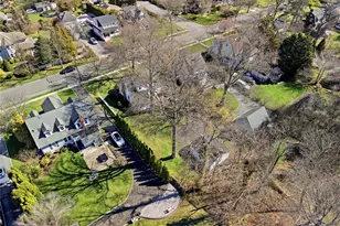 46 S Ireland Pl, Amityville, NY 11701 - Photo 42