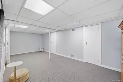 46 S Ireland Place, Amityville, NY 11701 - Photo 30