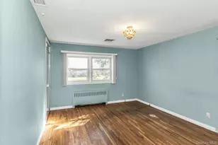 11 Rockhill Rd, East Hills, NY 11577 - Photo 16