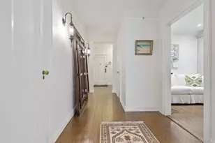 250 Bronxville Rd, Bronxville, NY 10708 - Photo 4