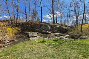 36 Julie Ln, Greenwood Lake, NY 10925 - Photo 8