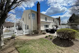 16 W Oak St, Farmingdale, NY 11735 - Photo 40
