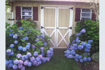 16 W Oak Street, Farmingdale, NY 11735 - Photo 44