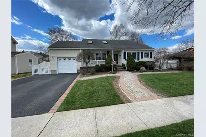 16 W Oak Street, Farmingdale, NY 11735 - Photo 1
