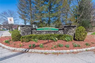 19 Biscayne Blvd, Poughkeepsie, NY 12603 - Photo 48