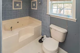 19 Biscayne Blvd, Poughkeepsie, NY 12603 - Photo 34