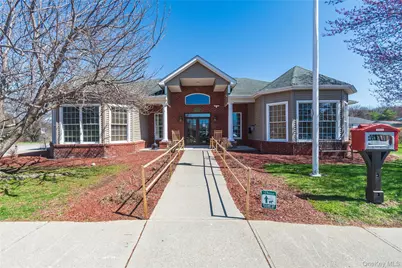 19 Biscayne Blvd, Poughkeepsie, NY 12603 - Photo 46