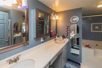 19 Biscayne Blvd, Poughkeepsie, NY 12603 - Photo 32