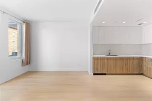 136-18 Maple Ave, Flushing, NY 11355 - Photo 4