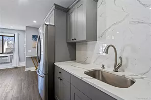 24 Richmond Blvd, Ronkonkoma, NY 11779 - Photo 8