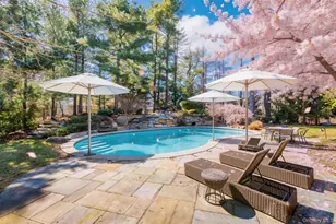 9 Earle Dr, Muttontown, NY 11791 - Photo 28