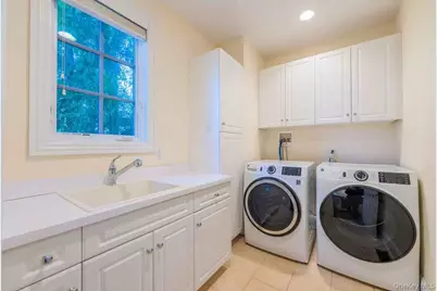 9 Earle Drive, Muttontown, NY 11791 - Photo 20