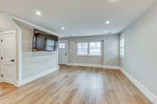 2327 Volante Pl, Westbury, NY 11590 - Photo 4