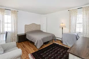 70 Marsulin Dr, Syosset, NY 11791 - Photo 18