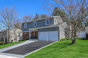 70 Marsulin Dr, Syosset, NY 11791 - Photo 2