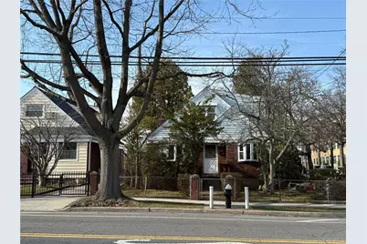 25719 80th Avenue, Floral Park, NY 11004 - Photo 1