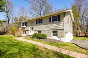 41 Julie Dr, Hopewell Junction, NY 12533 - Photo 24